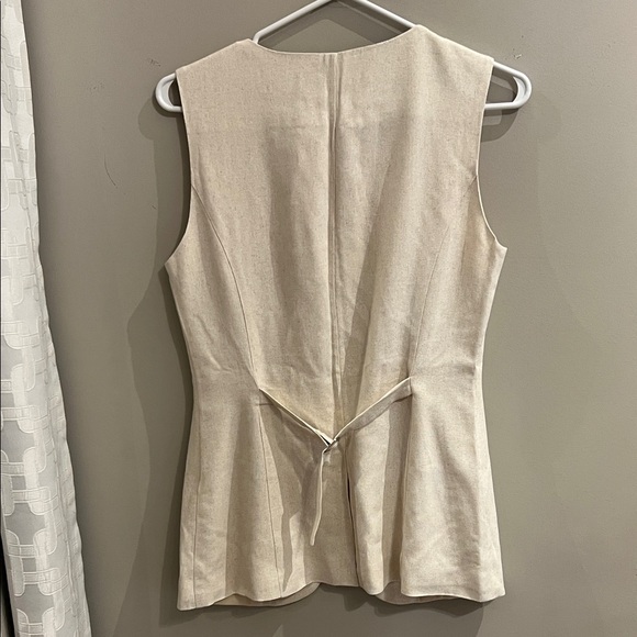 Commense Light Beige Button-Up Vest - Picture 6 of 6
